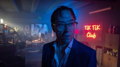 Bild: Conny Klein/ZDF/dpa
Ein reicher Brauereibesitzer bangt um seine Tochter und um seine Erbmasse - darum geht es in einem neuen Vernau-Krimi mit Jan Josef Liefers.