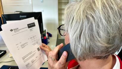 Bild: Gabi Schönberger
Betrügerische E-Mails schlagen bei Mitgliedern des Bayerischen Bauernverbandes in den Landkreisen Neustadt/WN und Tirschenreuth auf. Die Kriminellen fordern die Empfänger zur Zahlung auf, andernfalls drohen sie mit rechtlichen Konsequenzen.