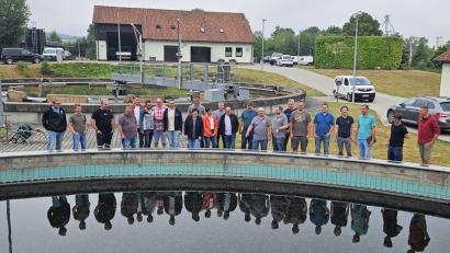 Bild: do
Viele Neu-Informationen und ein reger Gedankenaustausch begleiteten den Nachbarschaftstag der Klärwärter aus dem NEW-Landkreis-Westen und der Stadt Weiden beim Treffen im Eschenbacher Klärwerk.