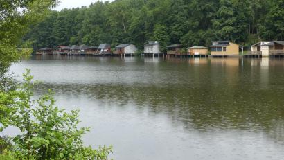 Bild: rn
Die Bootshäuser am Rußweiher dürfen künftig eine Grundfläche von 75 Quadratmeter aufweisen.