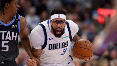 Bild: Tyler Tate/AP/dpa
Anthony Davis soll die Dallas Mavericks wieder verlassen. (Archivbild)