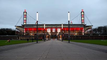 Bild: Frederic Scheidemann/Getty Images Europe/Pool/dpa
Die Frauen-Nationalmannschaft bestreitet ein WM-Qualifikationsspiel in Köln.