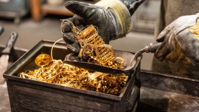 Bild: Georg Hochmuth/APA/dpa
Kurs für Gold und Silber zieht wieder an (Archivbild).