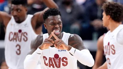 Bild: Mark J. Terrill/AP/dpa
Für Dennis Schröder lief beim Debüt noch nicht alles rund.