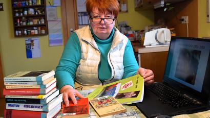 Bild: ubb
Heimatforscherin Monika Beer-Helm hat alle Bücher von Max von der Grün gelesen. Ihre Recherchen über den berühmten deutschen Autor, der auch viele Jahre in Mitterteich lebte, führten sie bis ins Nachbarland Tschechien, wo sie im Tachauer Archiv die Grundschulzeugnisse des Schriftstellers aufspürte.