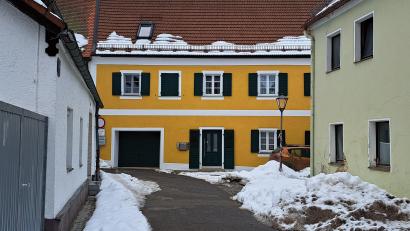 Bild: wel
Das sanierte Anwesen an der Klostergasse erfüllt die Richtlinien des Kommunalen Förderprogramms.