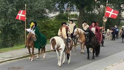 Bild: Josef Glas
"Kreuzreiter" mit den Zeichen der Wallfahrt waren zu sehen.