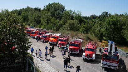 Bild: flm
So wie im vergangenen Jahr werden sich auch heuer wieder am 10. August zahlreiche Feuerwehr-Oldtimer neben dem Feuerwehrhaus aufstellen
