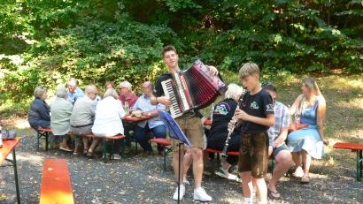 Bild: mh
Ben und Tim Paule sorgten für gute Unterhaltung beim Bierkellerkonzert.