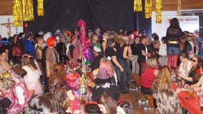 Bild: slh
Die Tanzfläche war immer voll ausgelastet.