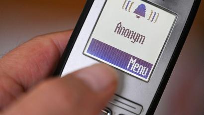 Symbolbild: Bernd Weißbrod/dpa
Ein 83-jähriger Amberger wurde Opfer eines Schockanrufs. Doch der Senior durchschaute den Betrug.