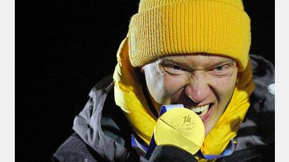 Bild: Michael Kappeler/dpa
Erstes Gold - Max Langenhan gewinnt