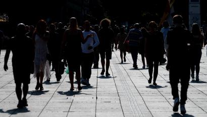 Symbolbild: Marijan Murat
Die Bevölkerungsentwicklung in Bayern ist erstmals seit fünf Jahren rückläufig.