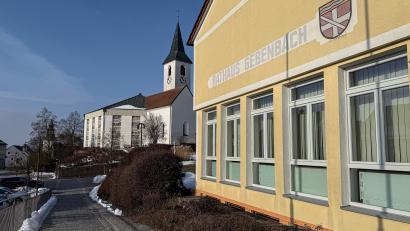 Bild: Stephan Huber
Die Wahlen in Gebenbach stehen in diesem Jahr vor allem unter zwei Vorzeichen. Zum einen bewerben sich erneut Peter Dotzler und Susanne Lindner um das Bürgermeisteramt. Zum anderen gibt es eine neue Liste, die wählbar ist.