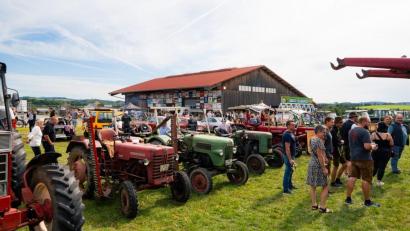 Bild: Stock Hannes
Großer Andrang bei der Bulldog- und Oldtimerschau.