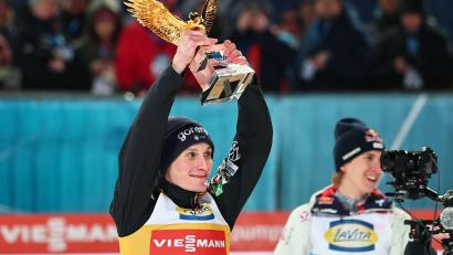 Bild: Daniel Karmann/dpa
Gewinnt Domen Prevc nach der Tournee auch Olympia-Gold? (Archivbild)