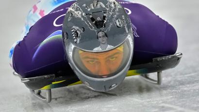 Bild: Alessandra Tarantino/AP/dpa
Sein Helm sorgt für Aufsehen: Wladyslaw Heraskewytsch