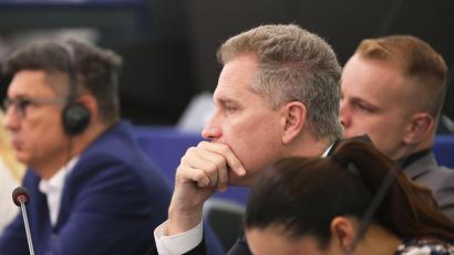 Bild: Philipp von Ditfurth/dpa
Gegen AfD-Politiker Petr Bystron laufen Ermittlungen. (Archivbild)