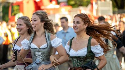 Bild: Leonie Asendorpf/dpa
Eintritt fürs Oktoberfest? Laut einer Umfrage haben viele Deutsche damit kein grundsätzliches Problem. (Illustration)