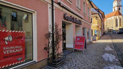 Bild: Tobias Gräf
Derzeit läuft bei Carl Schmidt in Sulzbach-Rosenberg der Räumungsverkauf wegen Geschäftsaufgabe.