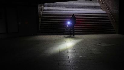 Symbolbild: Michael Kappeler/dpa
Wie bereitet sich eine Kommune auf einen längeren Stromausfall vor? Die Stadt Kemnath hat ein Blackout-Konzept erstellt.