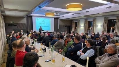 Bild: Forstbetriebsgemeinschaft Amberg-Schnaittenbach
Die Forstbetriebsgemeinschaft Amberg-Schnaittenbach zieht zufrieden Bilanz.