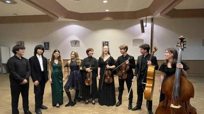 Bild: bod
Technische Perfektion und jugendlicher Charme zeichnete die Schülerinnen und Schüler des Sächsischen Musikgymnasiums Carl Maria von Weber aus Dresden aus.