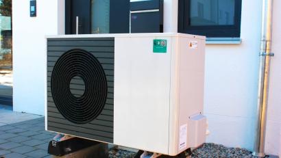 Symbolbild: Verbraucherzentrale Bayern
Die Energieberatung im Landkreis Amberg-Sulzbach war 2025 sehr gefragt. Besonders groß war das Interesse am Thema Wärmepumpe.