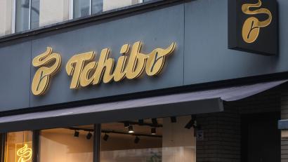 Bild: Oliver Berg/dpa
Kaffeeröster Tchibo erhöht Mitte Februar erneut seine Preise.