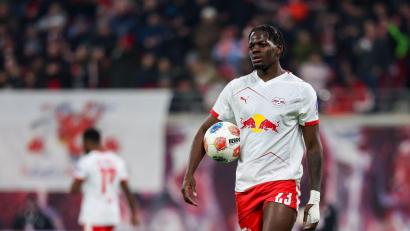 Bild: Jan Woitas/dpa
Leipzigs Castello Lukeba könnte nach seiner Verletzung in München wieder auflaufen. (Archivbild)