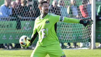 Bild: Hubert Ziegler
Torhüter Christopher Sommerer verhinderte beim Ammerthaler 0:3 bei den U19 des 1. FC Nürnberg eine noch höhere Niederlage.