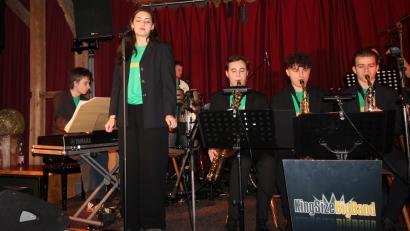 Bild: Bernhard Piegsa
Hochkonzentriert und souverän meisterte Alisa Jarusskij ihren Auftritt mit den "King Size Juniors".