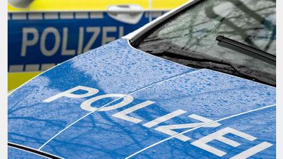 Bild: Soeren Stache/dpa
Nach einem Messerangriff in Rimbach hat die Kriminalpolizei Regensburg die Ermittlungen zu den Hintergründen der Tat übernommen. (Symbolbild)