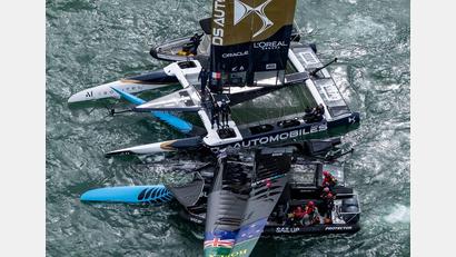 Bild: Simon Bruty For SailGP/AAP/dpa
Beim SailGP in Auckland kollidierte das Team aus Neuseeland mit dem französischen Boot.