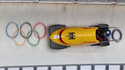 Bild: Robert Michael/dpa
Laura Nolte startete mit Bahnrekord ins Monobob-Rennen.