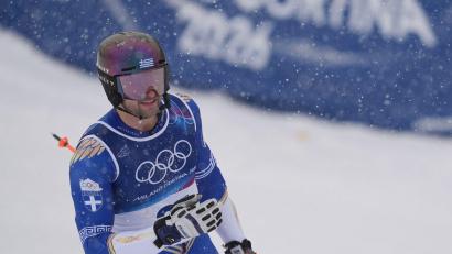 Bild: Rebecca Blackwell/AP/dpa
AJ Ginnis aus Griechenland beendet seine aktive Ski-Karriere bei Olympia.