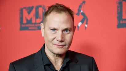 Bild: Georg Wendt/dpa
Der Schauspieler und Musiker Florian Harloff liebt die norddeutsche Mentalität. (Archivfoto)