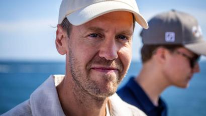 Bild: Jens Büttner/dpa
Sebastian Vettel: Kribbelt es nochmal? (Archivbild)