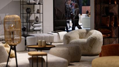 Bild: Henning Kaiser/dpa
Während der Corona-Pandemie kauften viele Menschen Möbel, jetzt ist der Bedarf vielfach erst einmal gedeckt. (Archivbild)