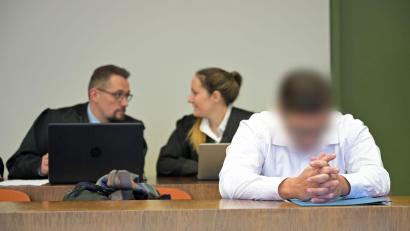 Bild: Malin Wunderlich/dpa
Für eine mildere Strafe sah das Gericht beim Anklagten keine Gründe. (Archivbild)