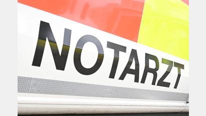 Bild: Bernd Weißbrod/dpa
Bei einer Faschingsfeier in Sonthofen mussten mehrere Gäste medizinisch versorgt werden (Symbolbild)