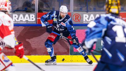 Bild: Werner Moller
Luca Gläser von den Blue Devils Weiden im Spiel gegen die Eispiraten Crimmitschau am 10. Februar 2026.