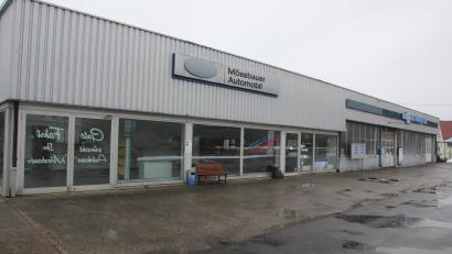 Bild: Konrad Rosner
Noch steht "Mössbauer Automobil" an diesem Gebäude, jedoch nicht mehr lange, denn die Firma Schindler GmbH & Ko.KG hat es gekauft.