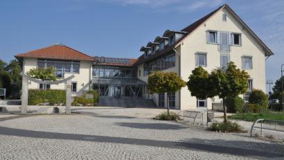 Archivbild: ak
Vor sechs Jahren war noch ein Vierkampf um den Chefsessel im Speichersdorfer Rathaus entbrannt. Diesmal ist Amtsinhaber Christian Porsch der einige Kandidat für das Amt des Gemeindeoberhaupts