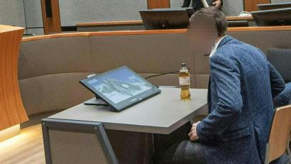 Bild: Expa/Erich Spiess/APA/dpa
Der Freund der Toten beteuerte seine Unschuld.