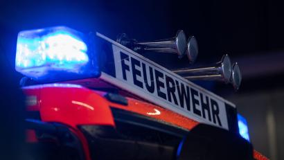 Bild: Marijan Murat/dpa
Ein 76-Jähriger wurde nach einem Brand leblos in seiner Wohnung gefunden. (Symbolbild)