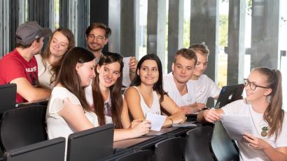 Bild: OTH Amberg-Weiden
Beim Studieninformationstag kann ins Studentenleben geschnuppert werden.