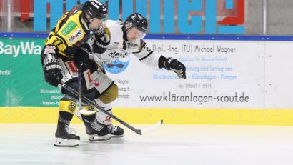 Bild: Roland Halmel
Der ERSC Amberg entgeht durch den Punktgewinn in Schongau den Play-Downs.