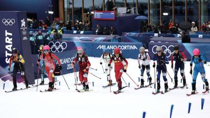 Bild: Gabriele Facciotti/AP/dpa
Erstmals fand bei Olympia ein Mixed-Wettbewerb im Skibergsteigen statt.
