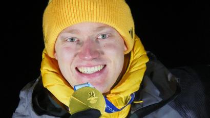 Bild: Michael Kappeler/dpa
Rodel-Olympiasieger Max Langenhan hat sich beim Bundeskanzler für seinen Handy-Fauxpas entschuldigt. (Archivbild)